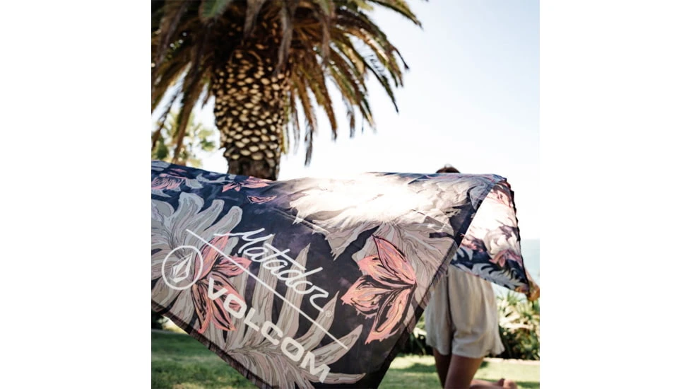 Matador Volcom Pocket Blanket - Image 5